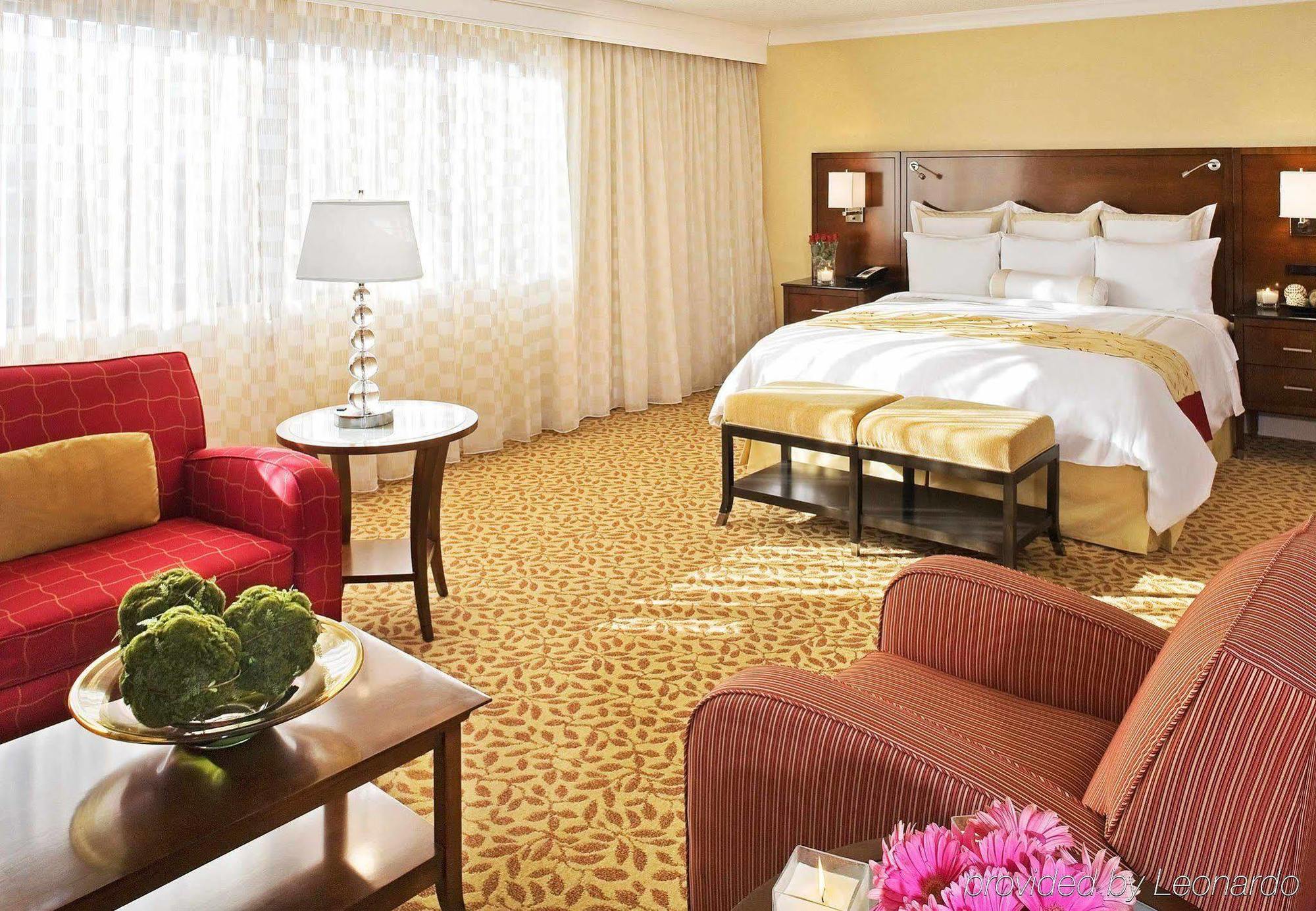 Los Angeles Marriott Burbank Airport Экстерьер фото